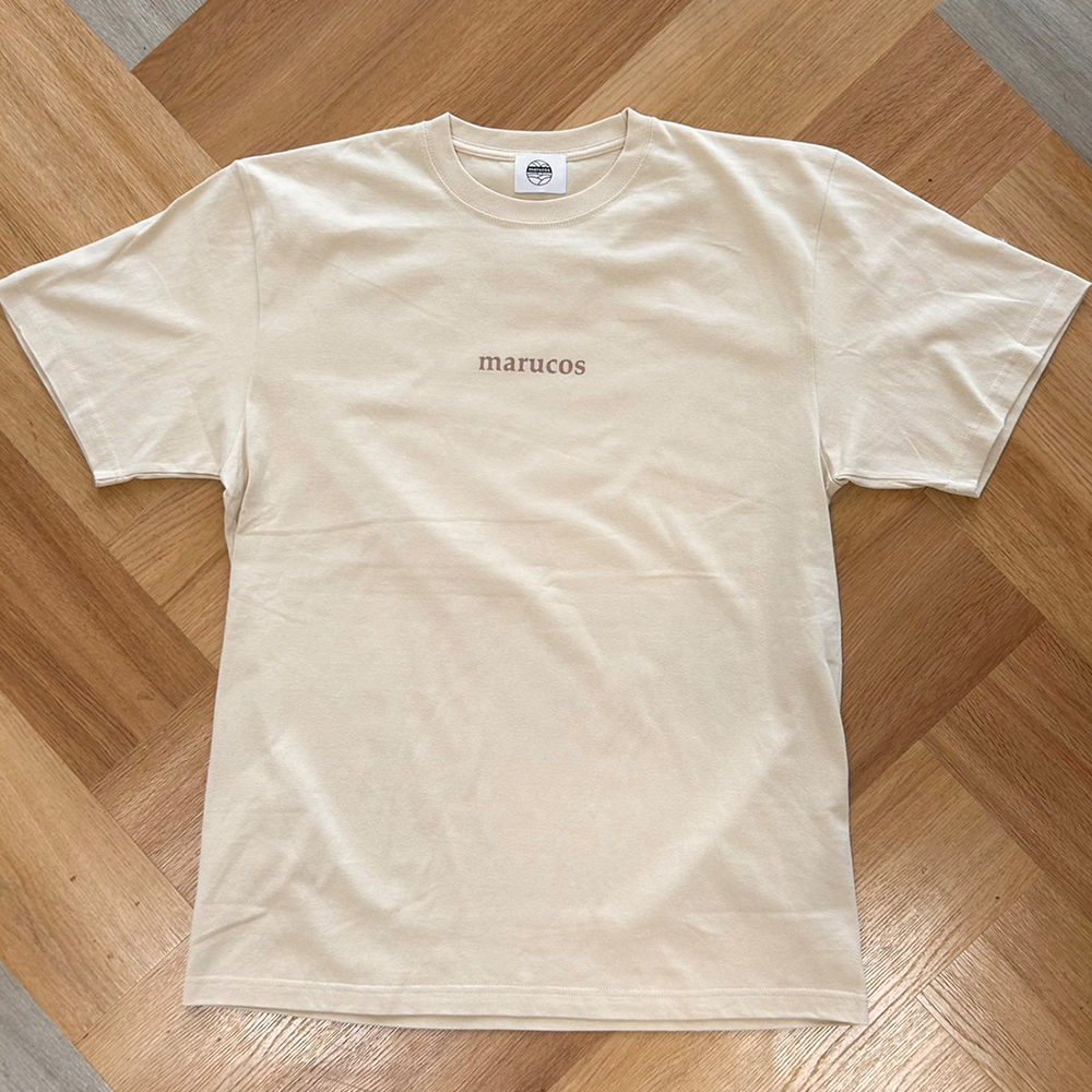 Marucos Logo T-Shirts /ベージュ